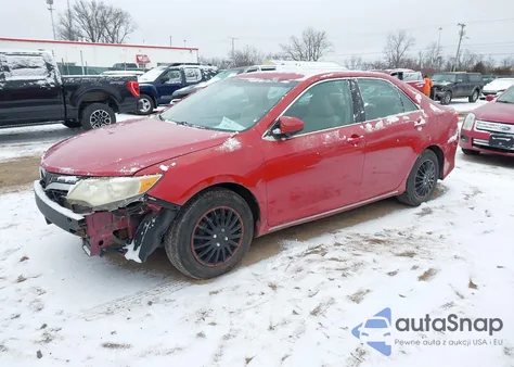 2013 Toyota Camry Le z USA, uszkodzony, nr VIN 4T1BF1FKXDU708627
